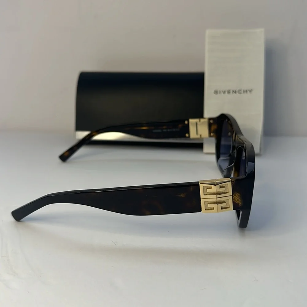 New Authentic GIVENCHY GV40036U 52W Men Sunglasses